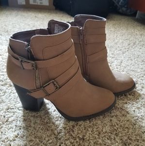 Heeled Booties/boots